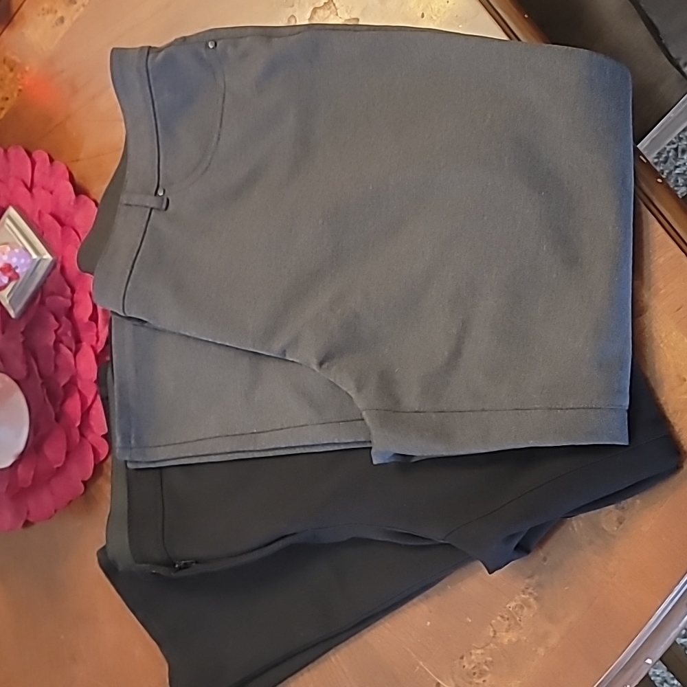 2 Pants So Slimming Chico's 3